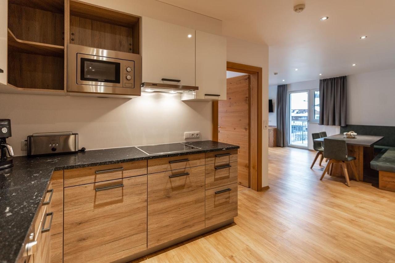 Luxapart Haus 2 Ladis Buitenkant foto