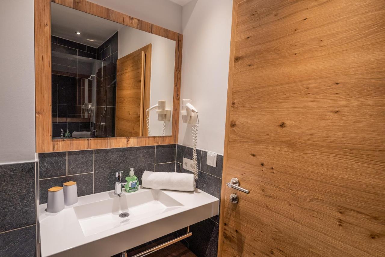 Luxapart Haus 2 Ladis Buitenkant foto